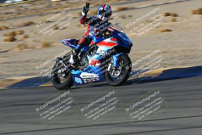 media/Jan-08-2022-SoCal Trackdays (Sat) [[1ec2777125]]/Turn 11 (215pm)/